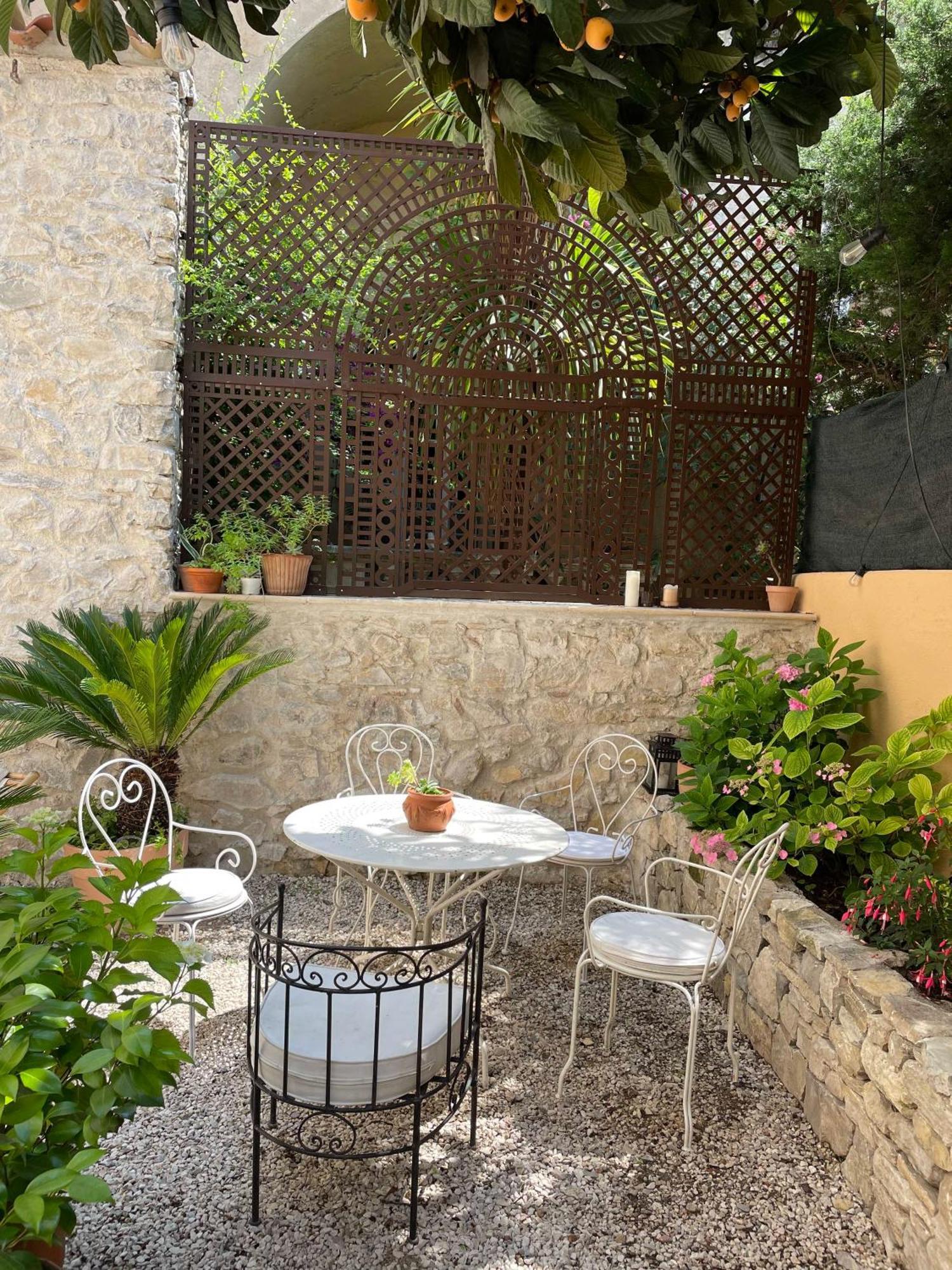 Cosycocoon La Bastide Aparthotel Draguignan Eksteriør bilde